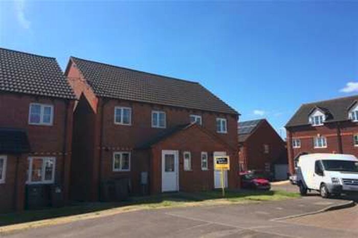 3 Bedroom House To Rent In Yeoman Way, Trowbridge, BA14