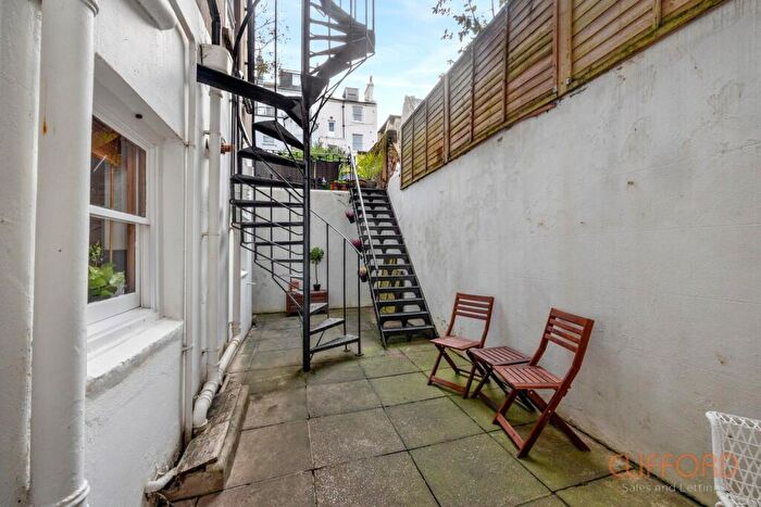 1 Bedroom Flat To Rent In Brunswick Place, Hove, BN3