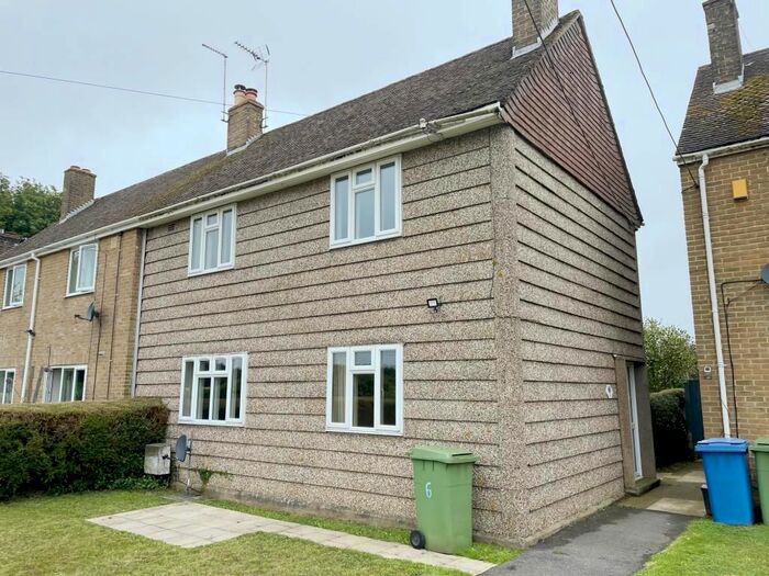3 Bedroom Semi-Detached House For Sale In Leaveland Cottages, Leaveland, Faversham, Kent, ME13