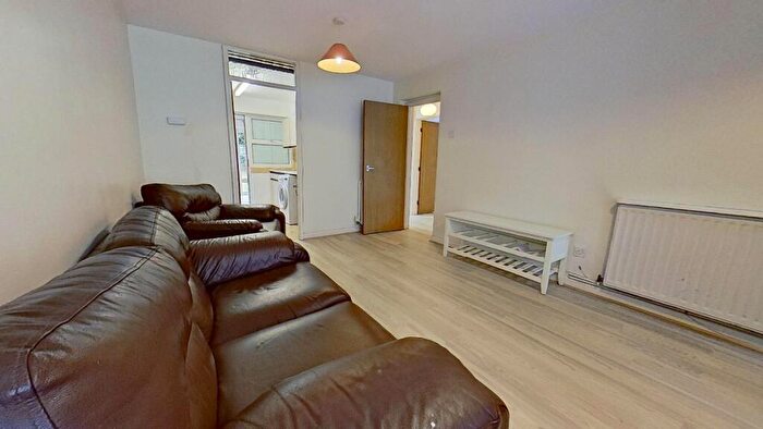 3 Bedroom Maisonette To Rent In John Russell Close, Guildford, Surrey, GU2