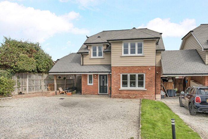 3 Bedroom Detached House For Sale In Jacob's Well, Guildford, Surrey, GU4