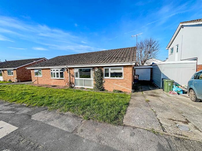 2 Bedroom Bungalow For Sale In Vereland Road, Hutton, Weston-Super-Mare, BS24