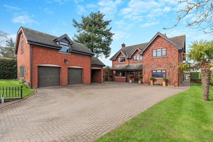 4 Bedroom Detached House For Sale In Lyth Hill, Lyth Bank, Shrewsbury, SY3