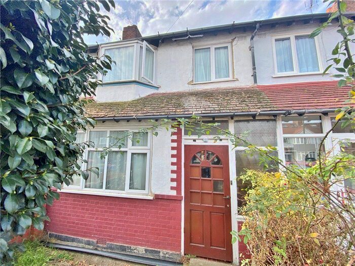 Houses for sale & to rent in TW3 1AS, Balfour Road, Hounslow Central
