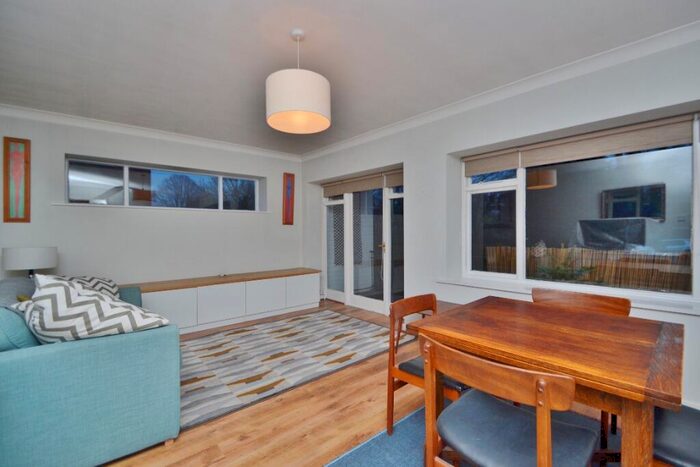 1 Bedroom Flat To Rent In Valley Court, Allerton Grange Vale, Moortown, Leeds, LS17