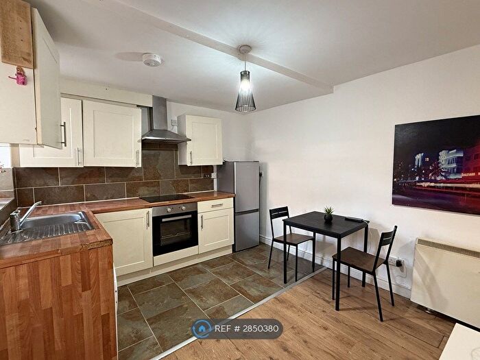 1 Bedroom Flat To Rent In Dartford Road, Leicester, LE2