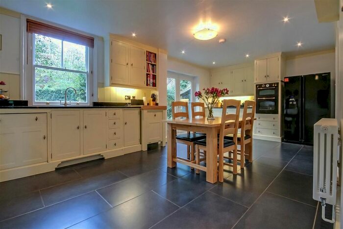 4 Bedroom Detached House To Rent In Whitemans Green, Cuckfield, West Sussex, RH17