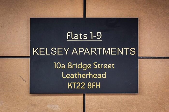 1 Bedroom Flat For Sale In Kelsey Apartments, Leatherhead, KT22