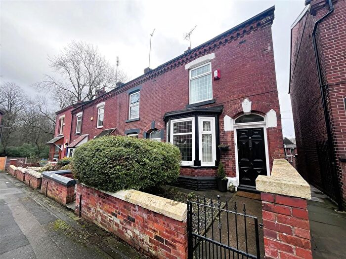 3 Bedroom End Terrace House To Rent In Chadwick Street, Ashton-Under-Lyne, OL6