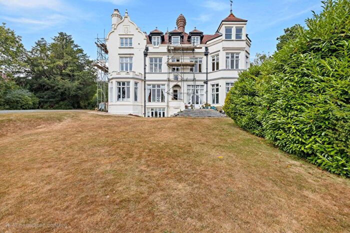 Studio For Sale In Flat, The Abbey, Ashurst Wood, East Grinstead, RH19