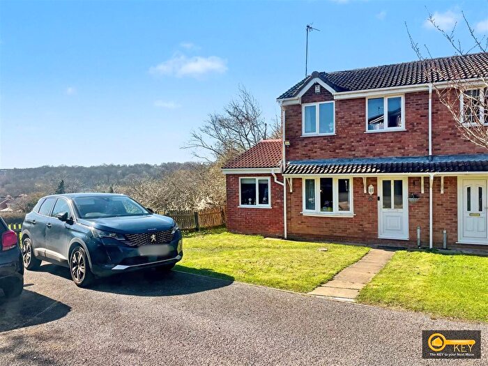 3 Bedroom Semi Detached House For Sale In Chaucer Drive, Galley Common, Nuneaton, CV10