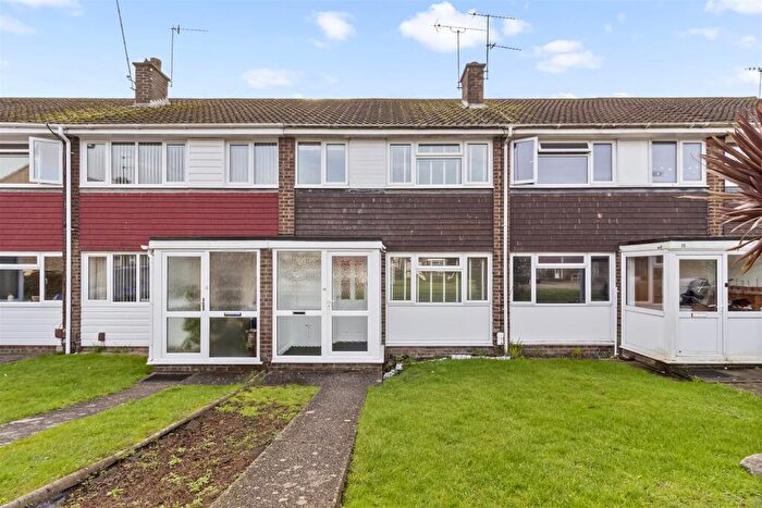 3 Bedroom Terraced House For Sale In Patching Close, Goring-By-Sea, Worthing, BN12