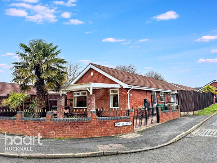 3 Bedroom Bungalow For Sale In Oakley Mews, Nottingham, NG6