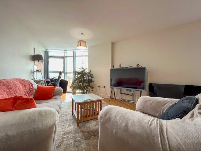 2 Bedroom Apartment To Rent In Altolusso, City Centre, CF10