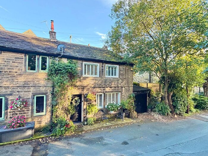 3 Bedroom Semi-Detached House To Rent In Dobb Top Road, Holmbridge, Holmfirth, West Yorkshire, HD9