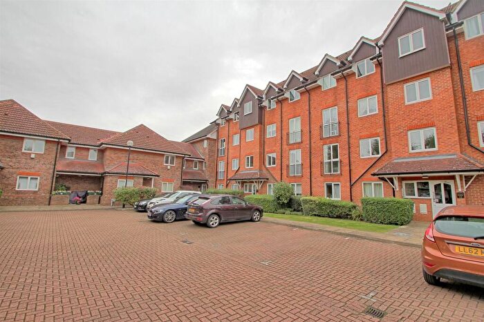 2 Bedroom Apartment To Rent In Crane Mead, Ware - Balcony, SG12