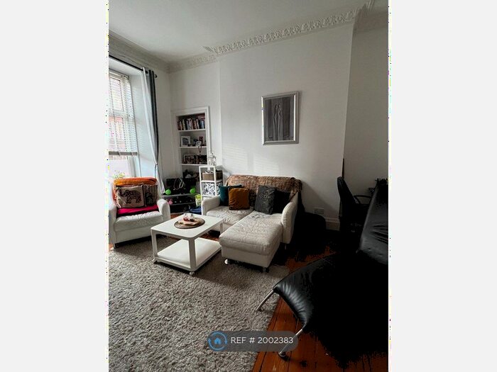 1 Bedroom Flat To Rent In Minard Road, Glasgow, G41