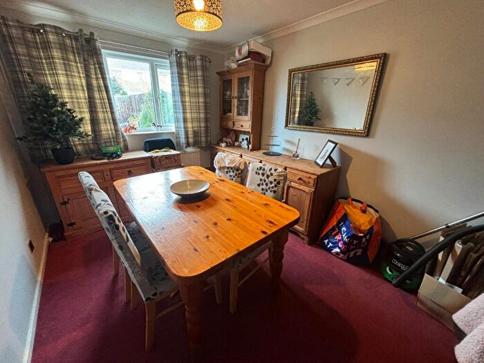 4 Bedroom Detached House For Sale In Beaumont Drive, Cherry Lodge, Northampton, NN3