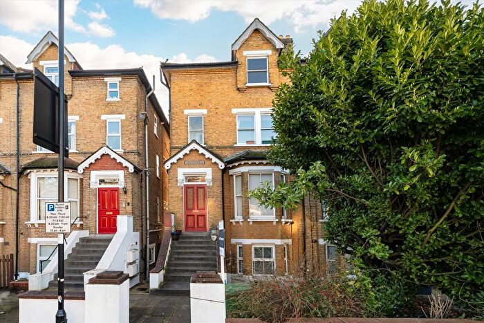 1 Bedroom Flat To Rent In The Grove, Ealing, W5