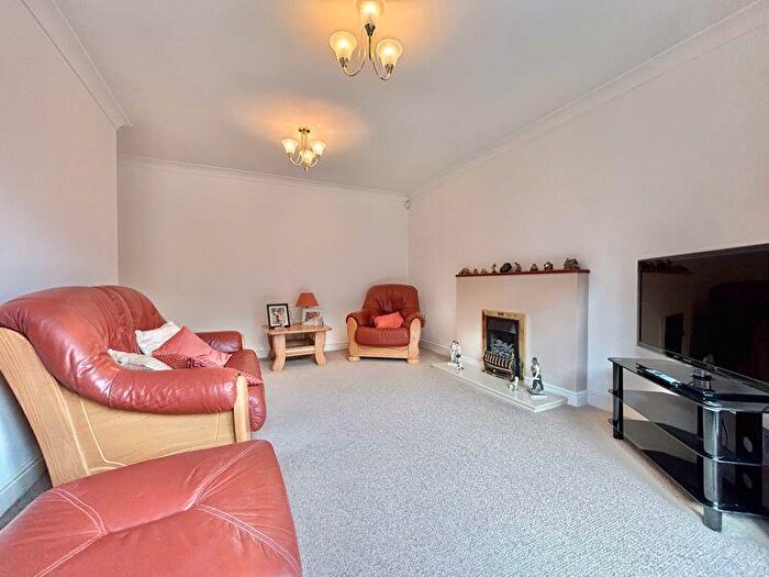 2 Bedroom Detached Bungalow For Sale In Poplar Rise, Great Barr, Birmingham, B42