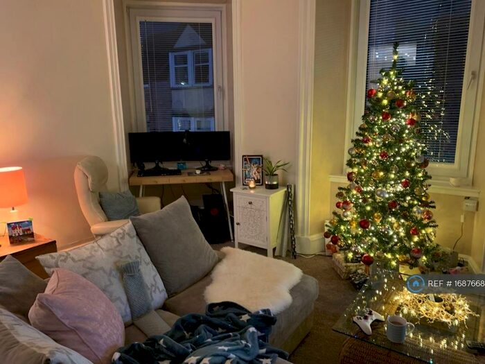 2 Bedroom Flat To Rent In East High Street, Crieff, PH7