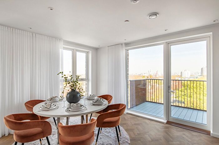 3 Bedroom Flat For Sale In " Bedroom Apartment" At Marketing Suite, Clapham Park, SW4