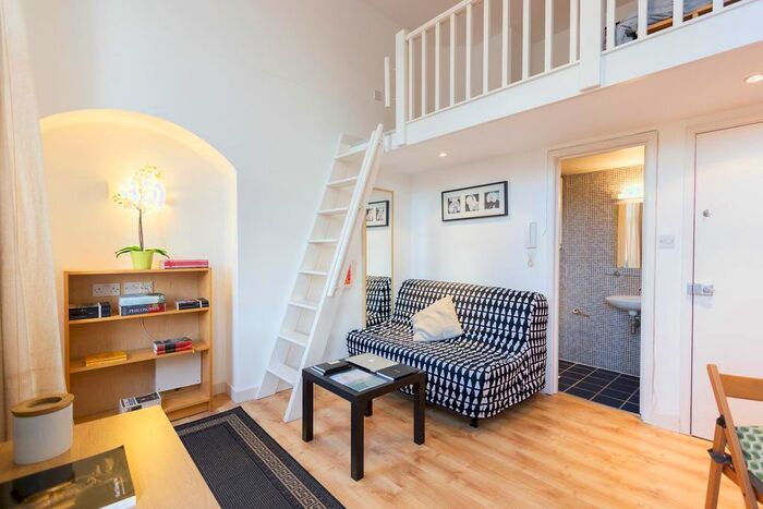 Studio To Rent In Penywern Road, Earl's Court, London, SW5