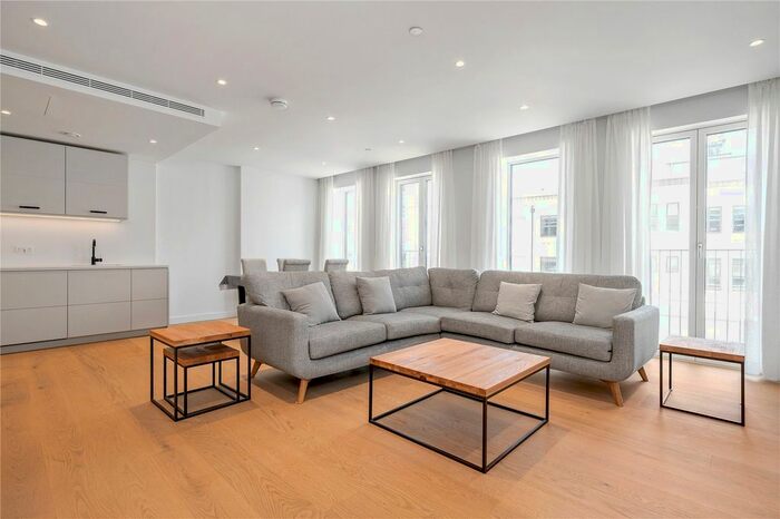 3 Bedroom Flat To Rent In Jubilee Walk, London, WC1X