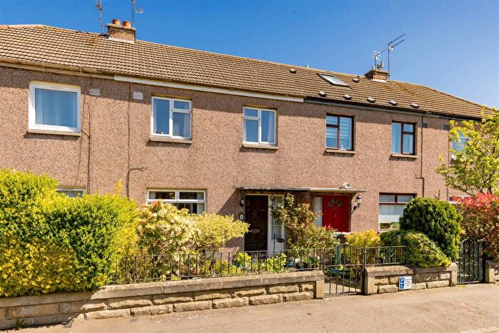 2 Bedroom House For Sale In Tyler's Acre Gardens, Corstorphine, Edinburgh, EH12