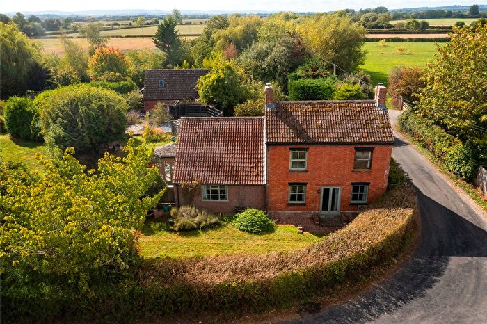 4 Bedroom Detached House For Sale In Saltmoor, Burrowbridge, Bridgwater, Somerset, TA7