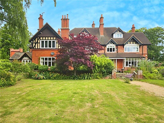 2 Bedroom Apartment For Sale In London Road, Hartley Wintney, Hook, RG27