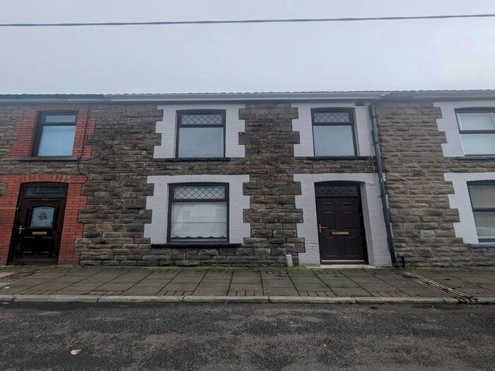3 Bedroom Property To Rent In Rickards Street, Cymmer, Porth, CF39