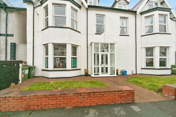 2 Bedroom Flat For Sale In Great Ormes Road, Llandudno, Conwy, LL30