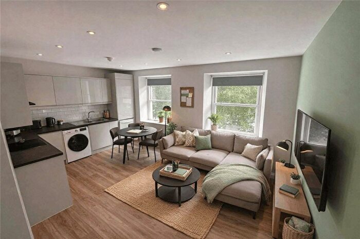 1 Bedroom Flat To Rent In Hotwell Road, Bristol, Bristol, City Of, BS8