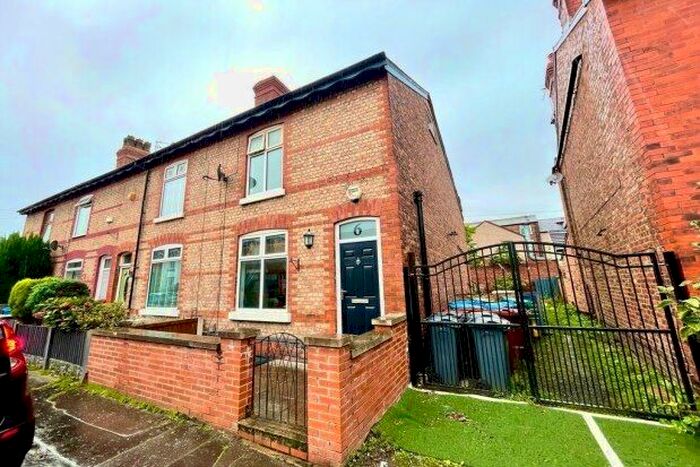 2 Bedroom Property To Rent In Allanson Road, Manchester, M22