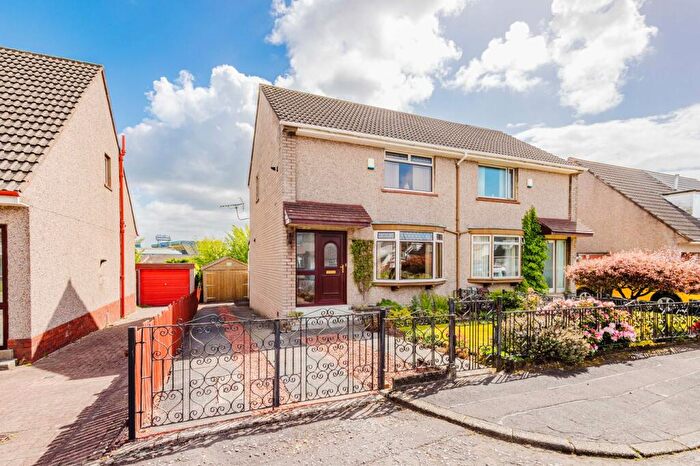 2 Bedroom Semi-Detached House For Sale In Oak Place, Kilmarnock, KA1