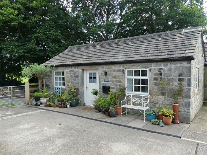 2 Bedroom Barn Conversion To Rent In Ghyll Fold, Gill Lane, Yeadon, LS19