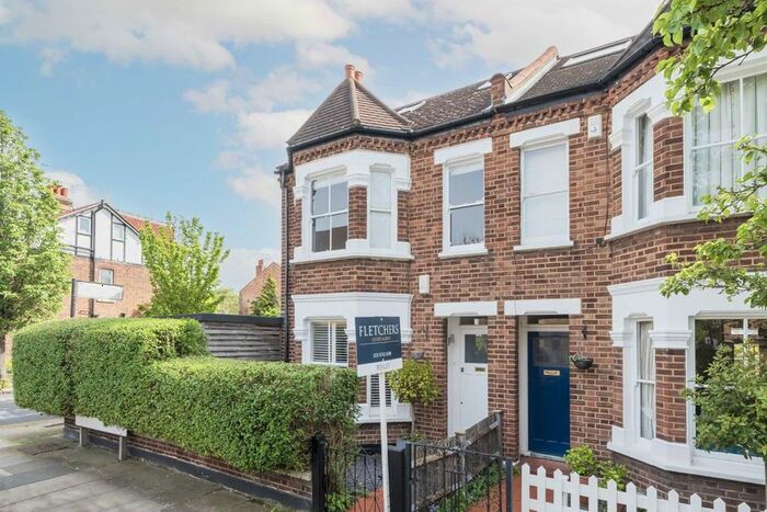 4 Bedroom Property To Rent In St. Albans Avenue, London, W4