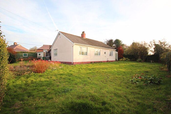3 Bedroom Detached Bungalow For Sale In Densole Offers In Excess Of £, CT18