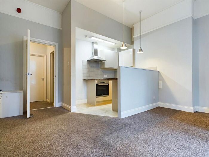 2 Bedroom Apartment To Rent In Goldstone Villas, Hove, BN3