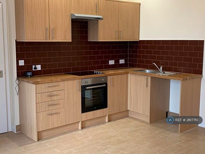 1 Bedroom Flat To Rent In Crabton Close Road, Bournemouth, BH5