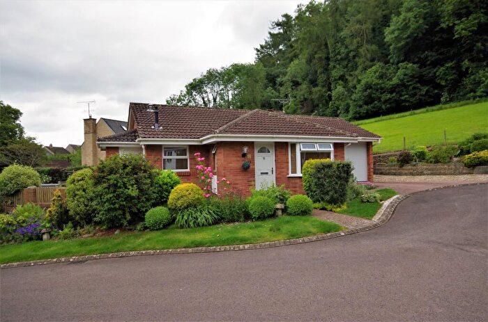 2 Bedroom Detached Bungalow To Rent In May Lane, Dursley, GL11