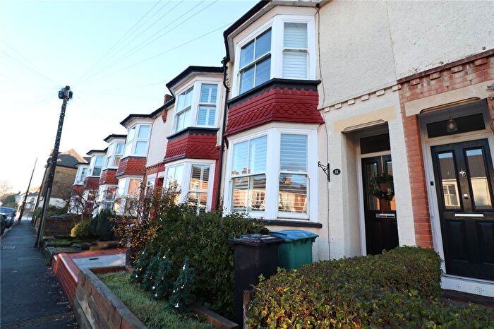 3 Bedroom Terraced House To Rent In Oxhey Avenue, Watford, WD19