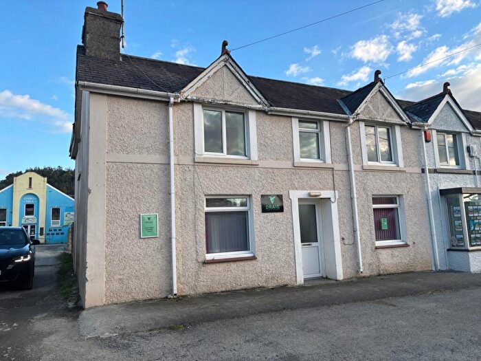 2 Bedroom Semi-Detached House For Sale In Market Square, Llanybydder, Carmarthenshire, SA40