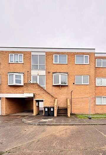 2 Bedroom Flat For Sale In Park View Court, Blackpool, FY4
