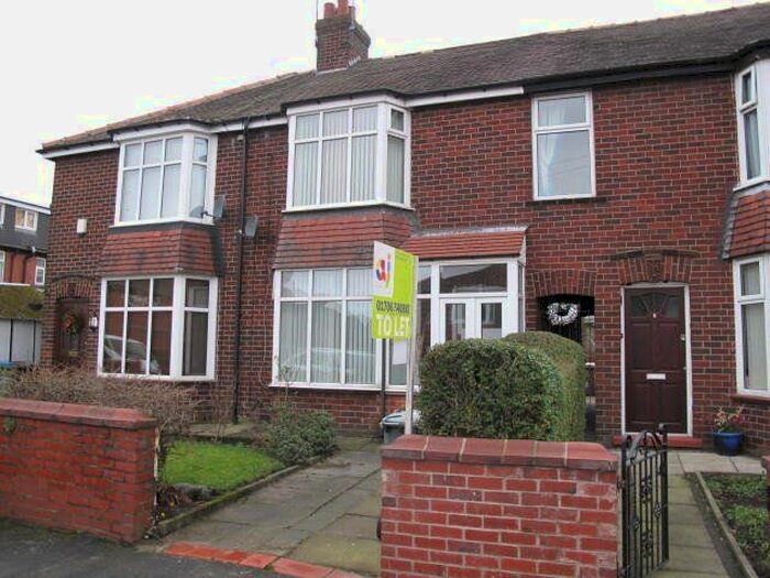 2 Bedroom Semi-Detached House To Rent In Wykeham Grove, Passmonds, Rochdale, OL12