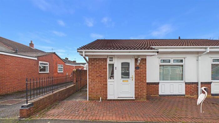 2 Bedroom Bungalow For Sale In Wear Street, South Hylton, Sunderland, SR4