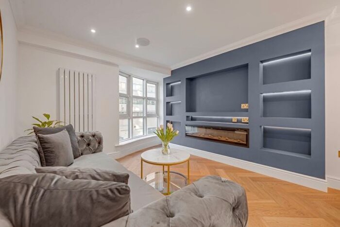 2 Bedroom Flat To Rent In Lisson Grove, London, NW8