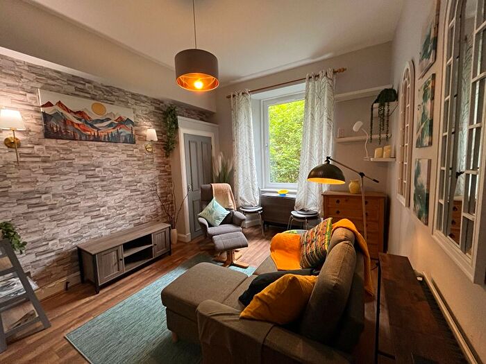 1 Bedroom Flat To Rent In Taylor Place, Meadowbank, Edinburgh, EH7