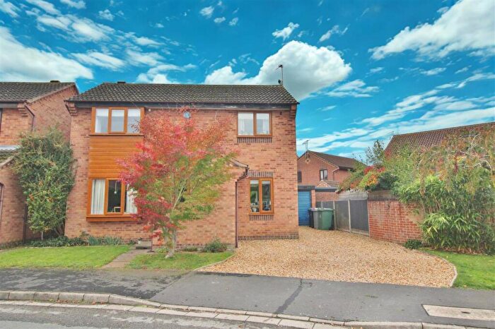 3 Bedroom Detached House For Sale In Belton Grove, Grantham, NG31